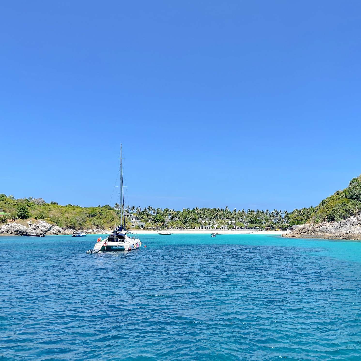 Phuket snorkeling tour at Racha island by Sailing-Catamaran Yacht