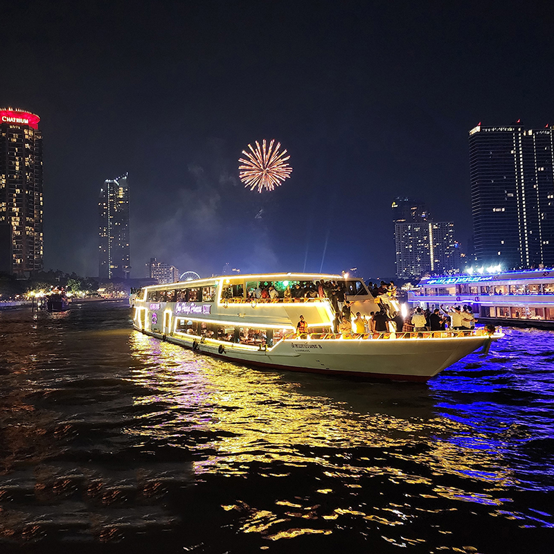 Chao Phraya Princess Loy Krathong 2024