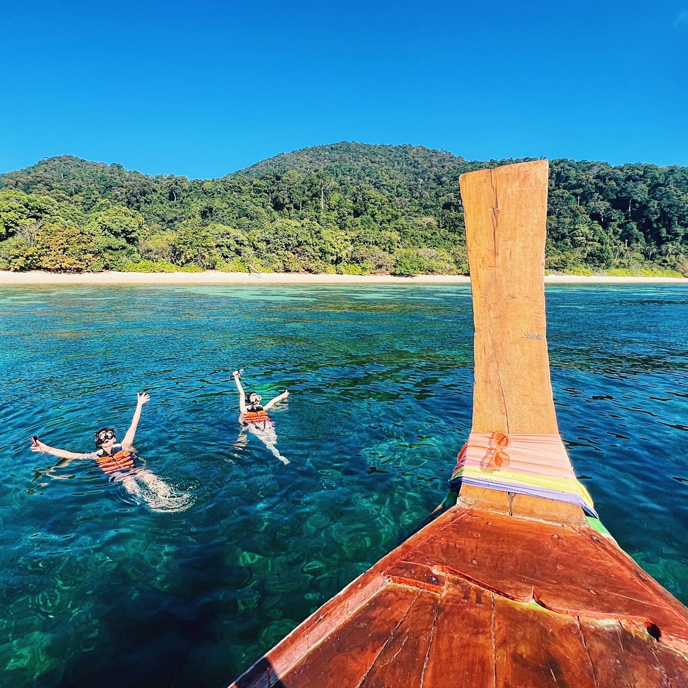 Snorkeling Trip by Longtail boat from Koh Lipe Island