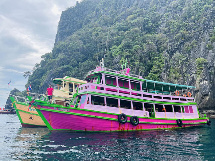 Snorkeling Day Tour to 4 Islands in Trang by Big Boat