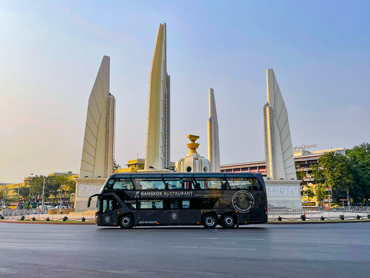 Bangkok Bustaurant Food Bus Tour