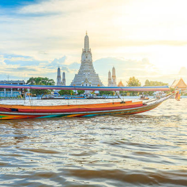 Bangkok Canal Joined Tour by Longtail Boat 