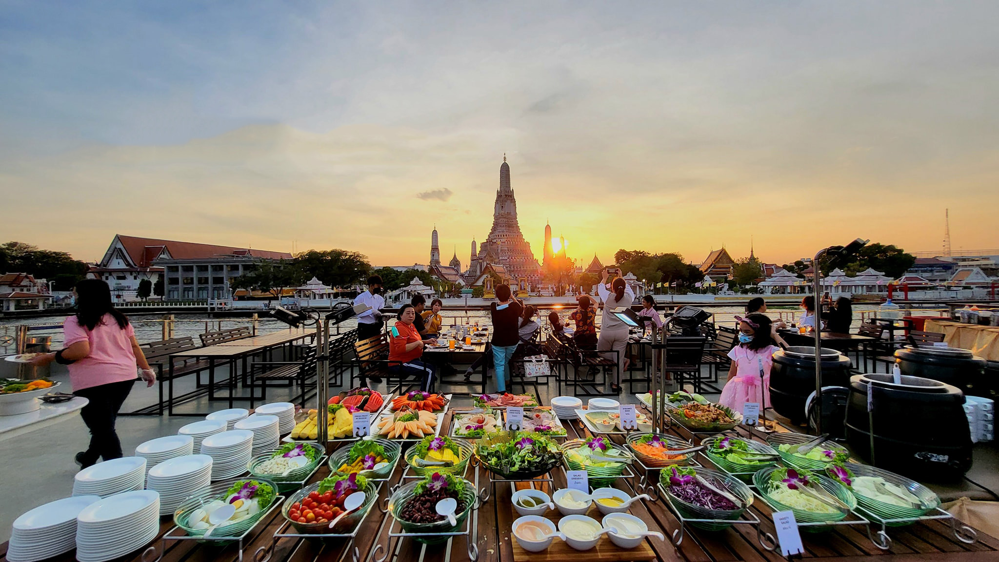 White Orchid Twilight Cruise from ICONSIAM