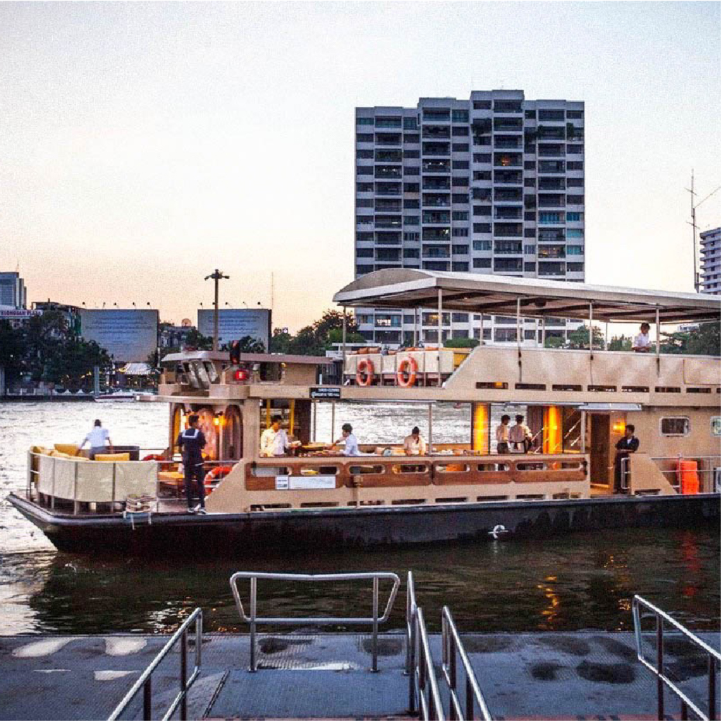 Bangkok Private Dinner Cruise Charter: 2 hours cruise with Thai dinner (Max 35 persons)