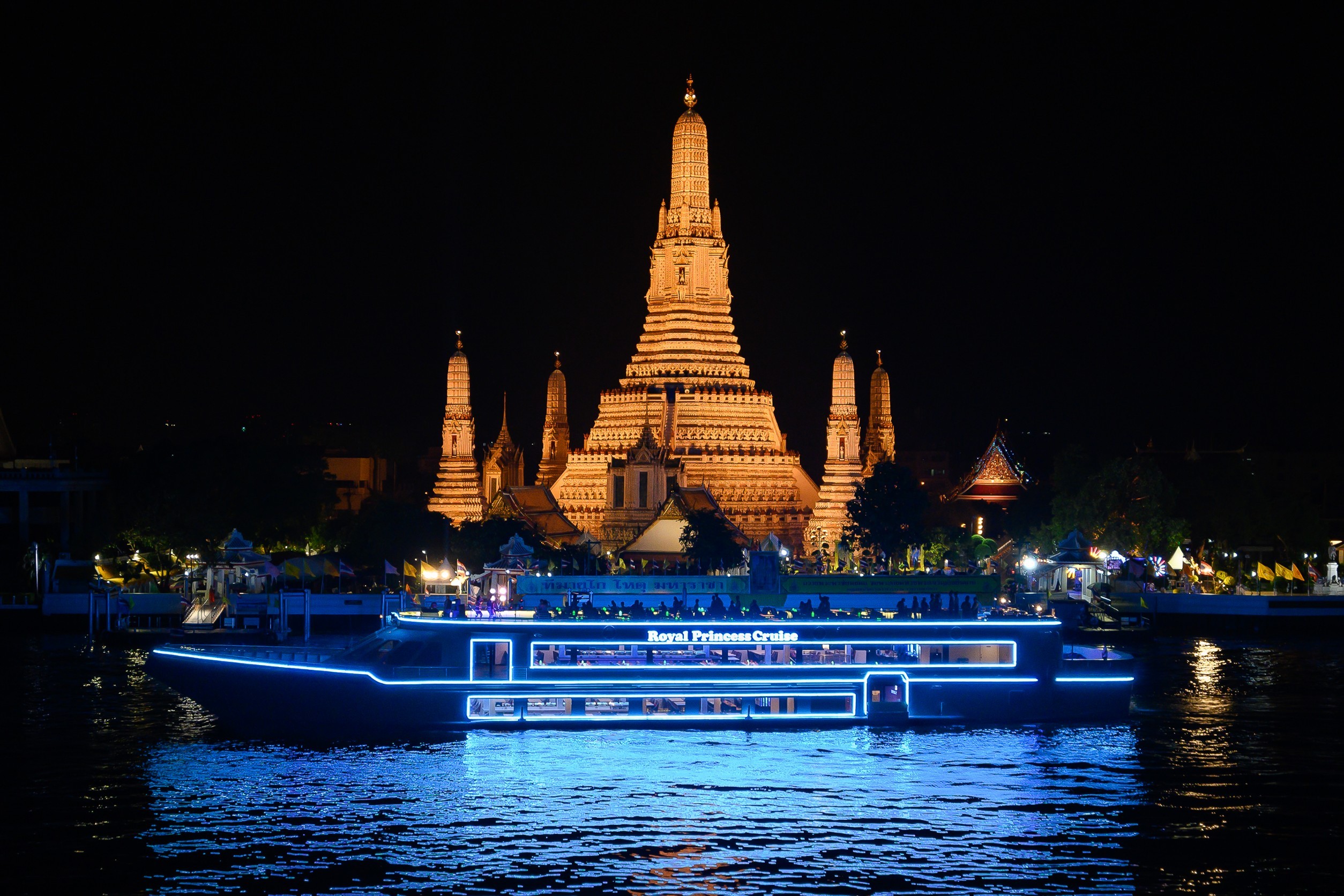 Royal Princess Loy Krathong Dinner 2024 from Asiatique